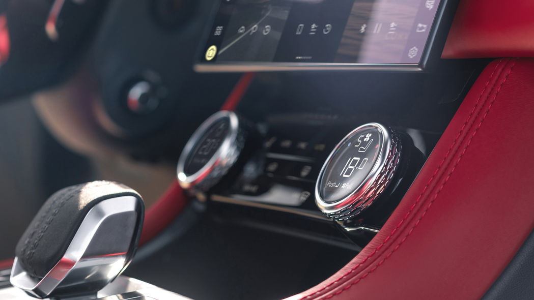 سيارة جاكوار