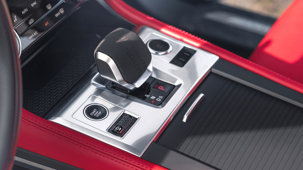 سيارة جاكوار