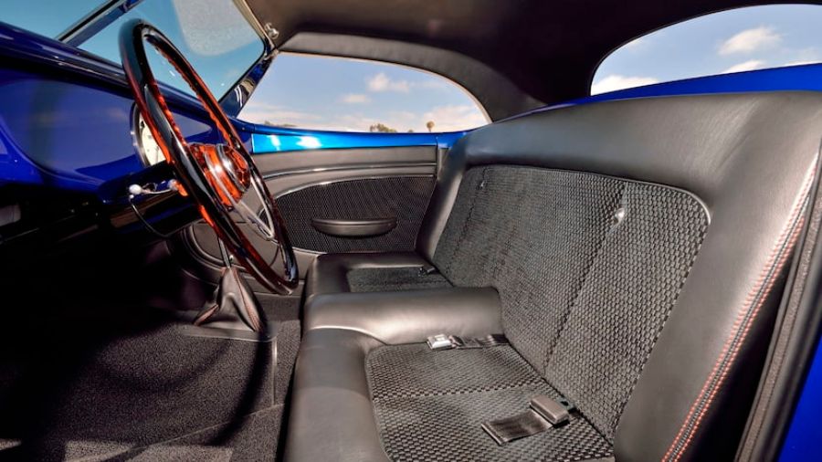 السيارة الكلاسيكية