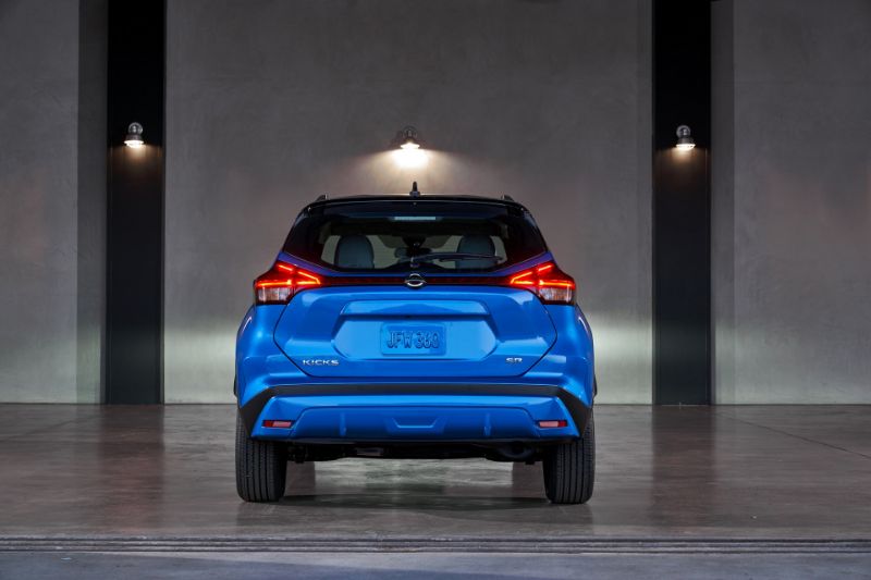 نيسان كيكس 2021