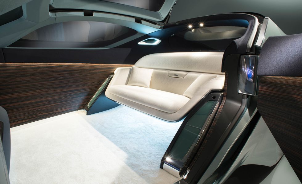 رولز رويس 103EX