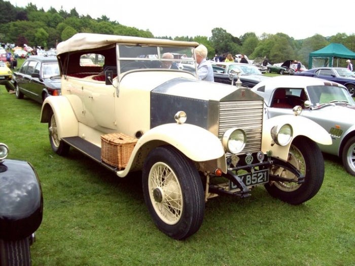 رولز رويس توينتي