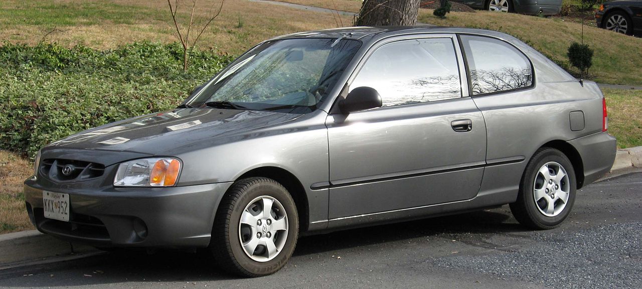 اكسنت LC الجيل الثاني ( 1999 )