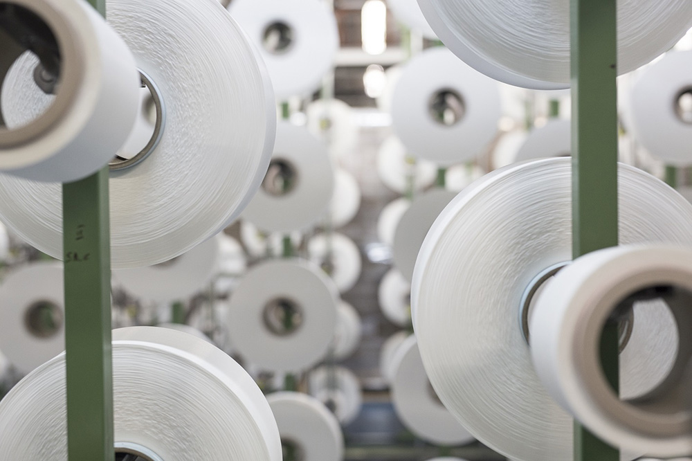 جاكوار لاند روڤر وإيكونيل