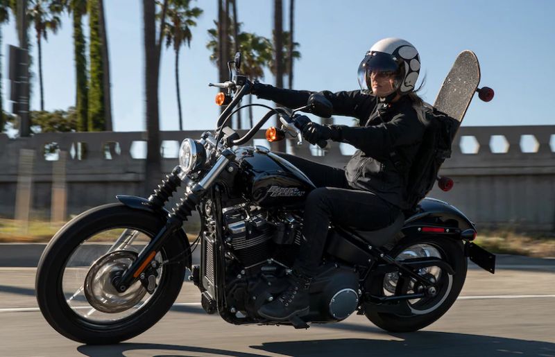 دراجات هارلي ديفيدسون كروزر 