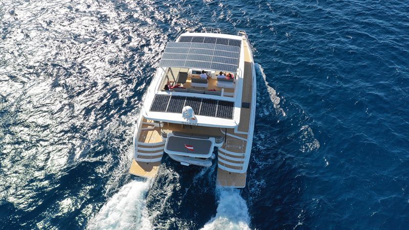 يخت سايلنت 55