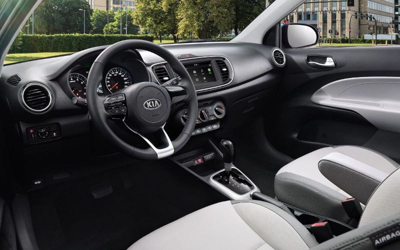 داخل كيا بيجاس 2020