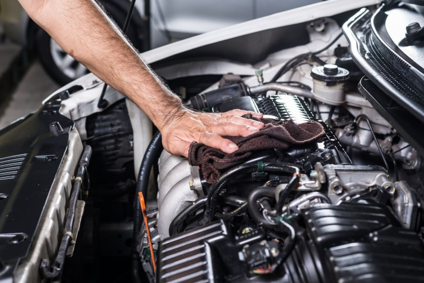 اسباب رجة السيارة وهي واقفة