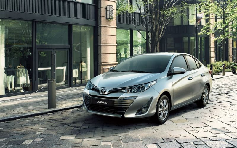 تويوتا أفالون 2020