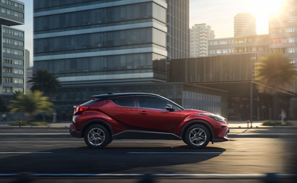 تويوتا سي اتش ار