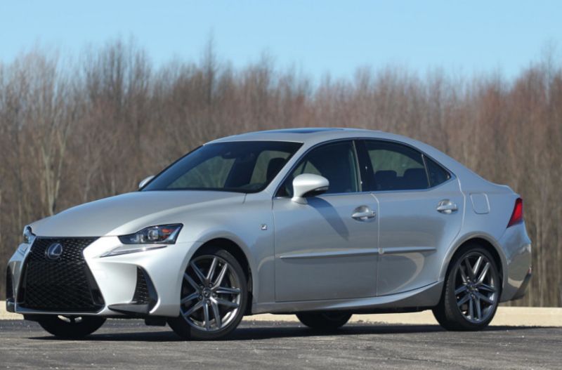 سيارات لكزس