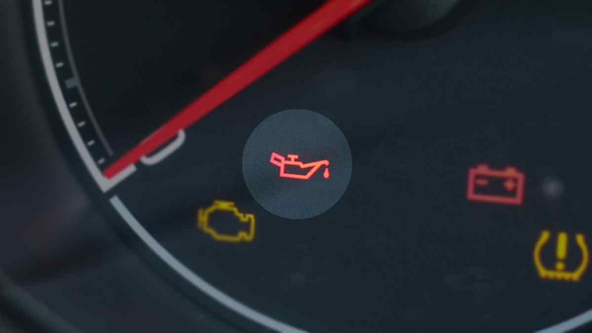 علامات السيارة التحذيرية 1