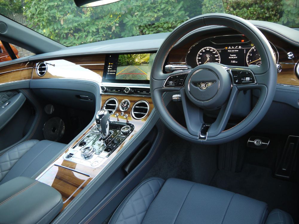 بنتلي كونتيننتال جي تي