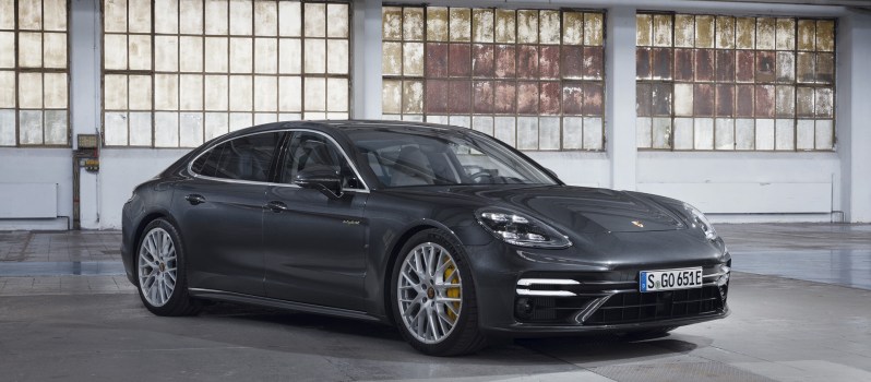  بورشه باناميرا توربو أس أي هايبرد