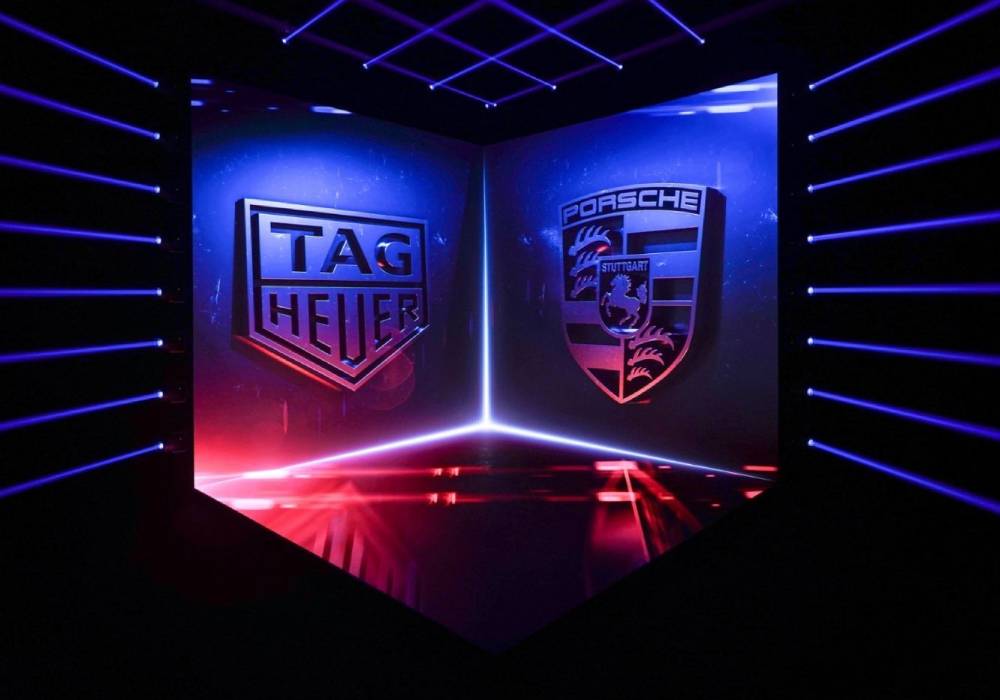 ساعة كاريرا من تاغ هوير بالشراكة مع بورشه صورة 2