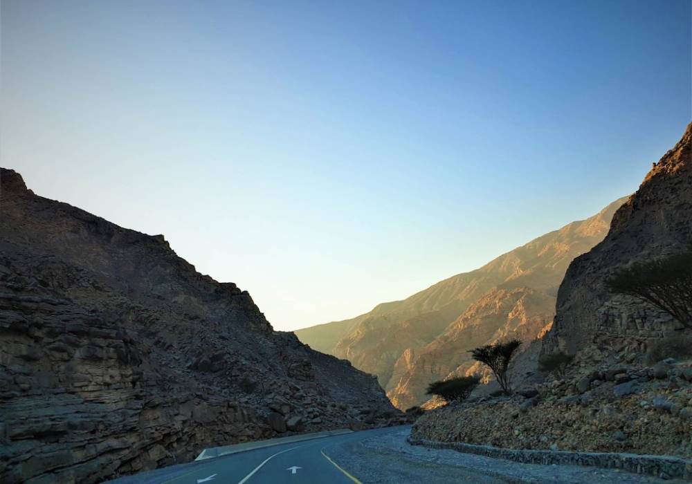 جبل جيس في الإمارات وجهة رائعة لمحبي الرحلات البرية ومغامرات ولا بالخيال صورة 5