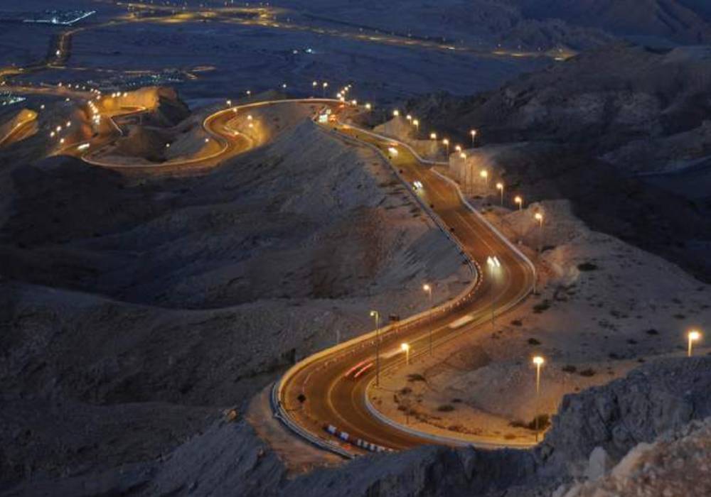 جبل حفيت الرائع في الامارات ثالث أكثر الرحلات البرية روعة في العالم صورة 4