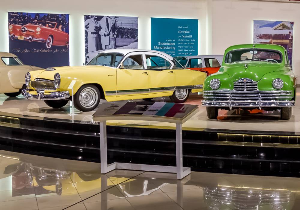 متحف الشارقة للسيارات الكلاسيكية معلم من عالم آخر يجب ان تزوره حتما صورة 4