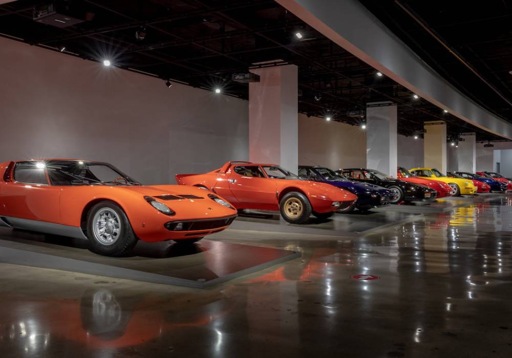 هذا ما ستراه عند زيارة متحف بيترسن للسيارات صورة 3