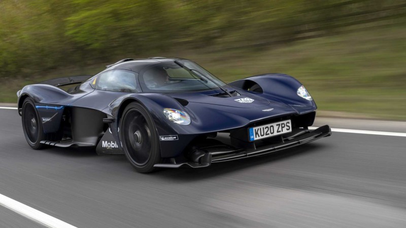 استون مارتن فالكيري خارجي