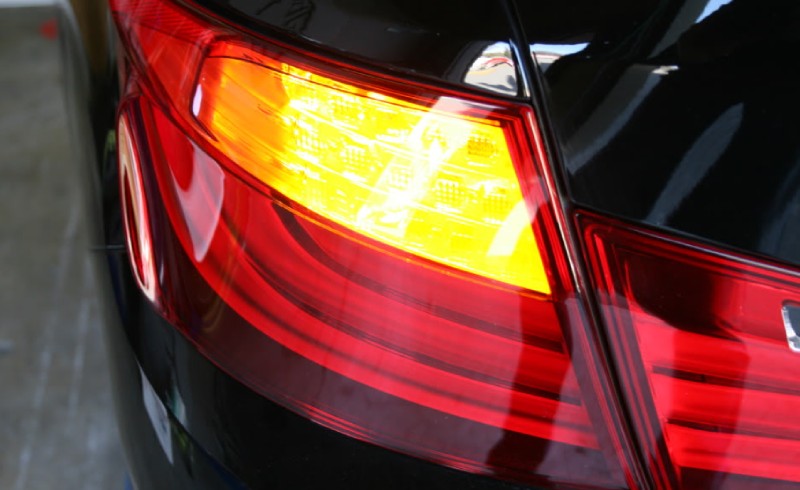 اشارة انعطاف خارجي