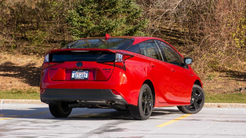 تويوتا بريوس