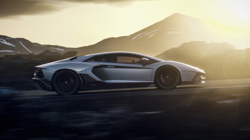 لامبورجيني افنتادور التيماي اداء