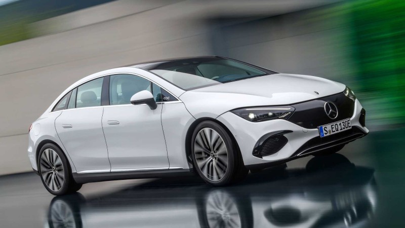 مرسيدس اي كيو اي 