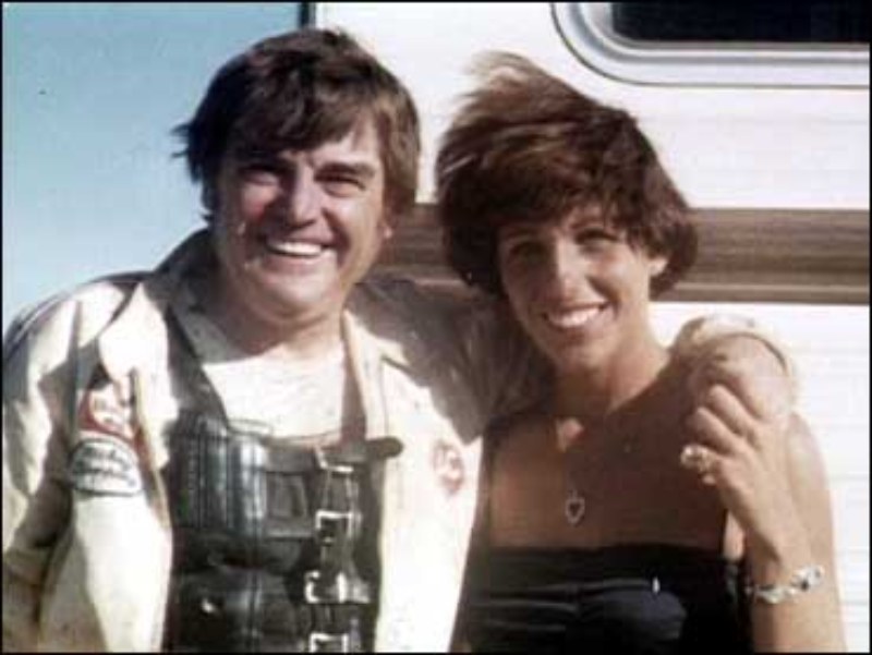 ميكي وزوجته