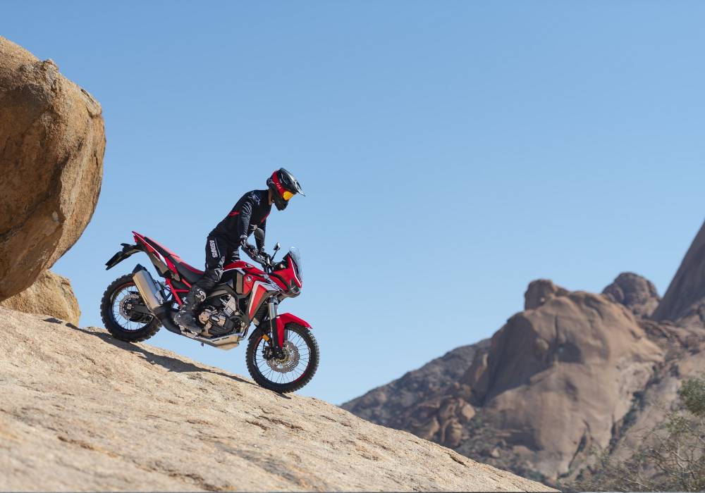 هوندا التابعة لمجموعة الفطيم تطلق مهرجان دبي السينمائي للدراجات النارية الاول في الإمارات صورة 3