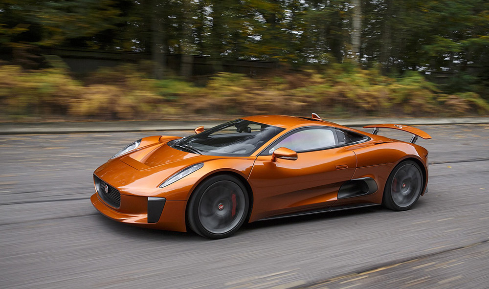 2015 جاكوار CX-75