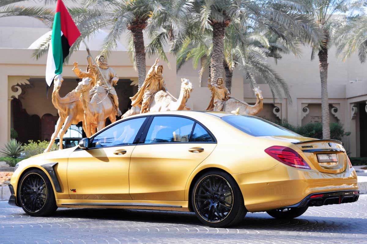 السيارت في دبي