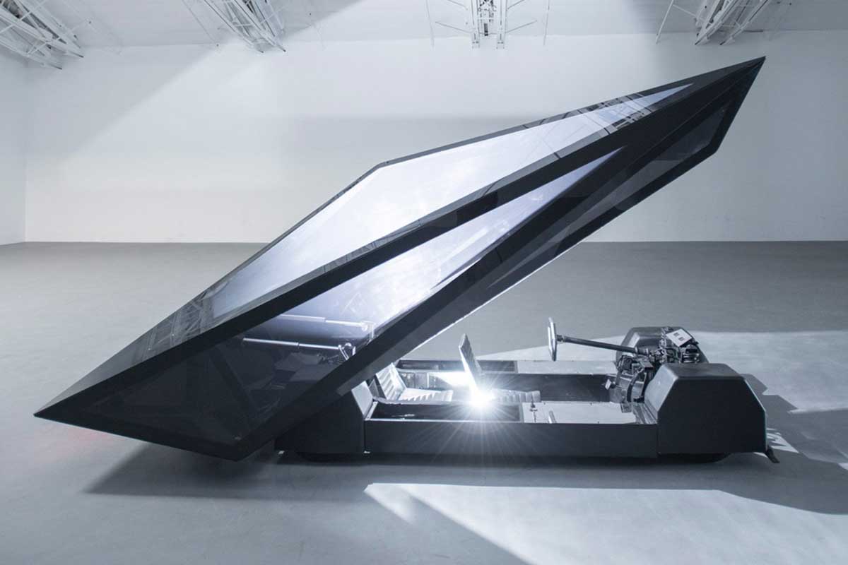 السيارة النموذجية