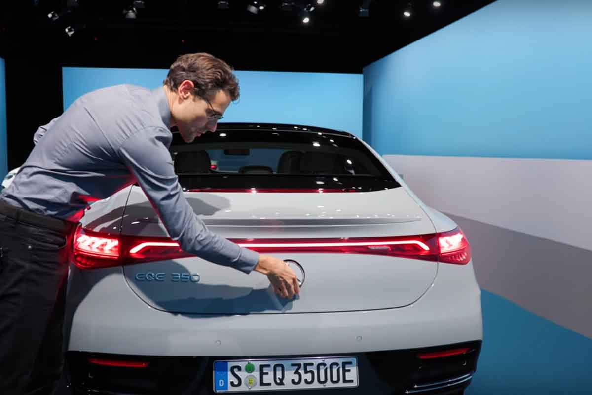 مرسيدس اي كيو اي