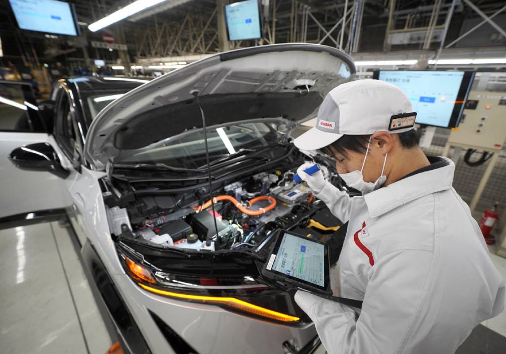 نيسان تطلق مبادرة مصنع نيسان الذكي صورة 3