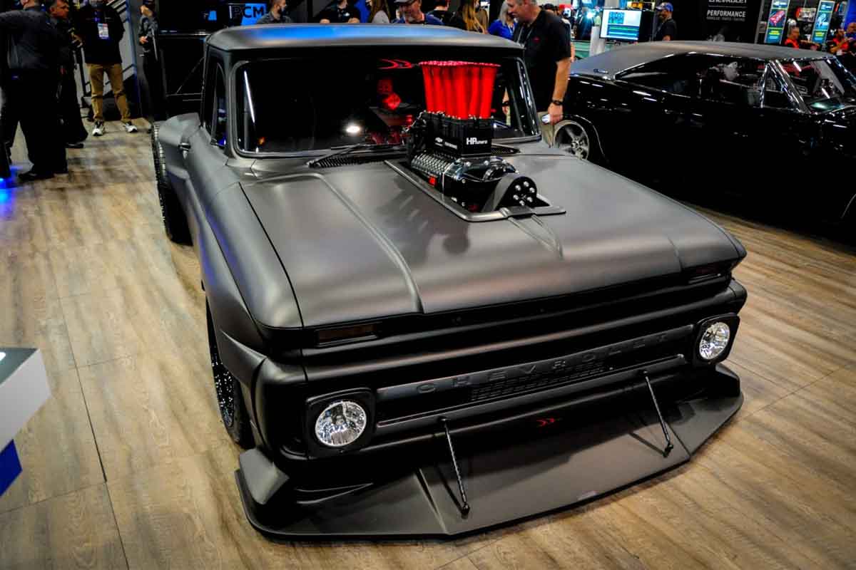 شاحنة معدلة