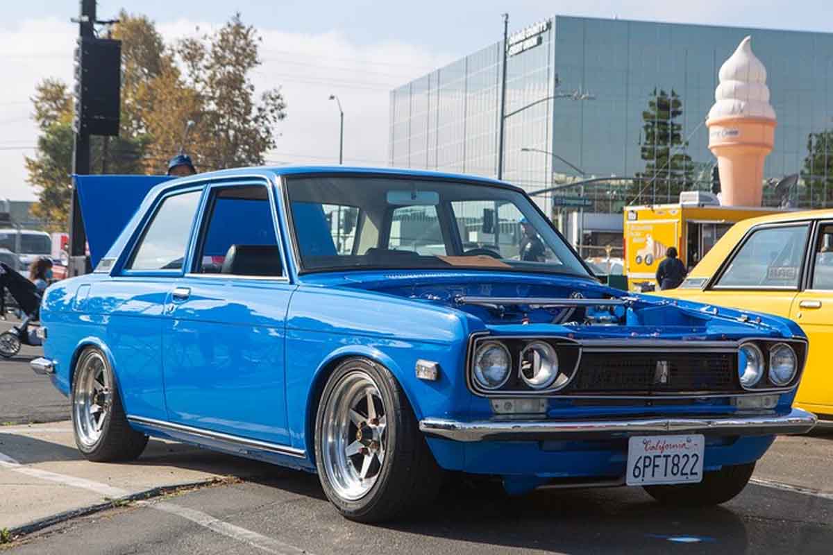 سيارات كلاسيكية