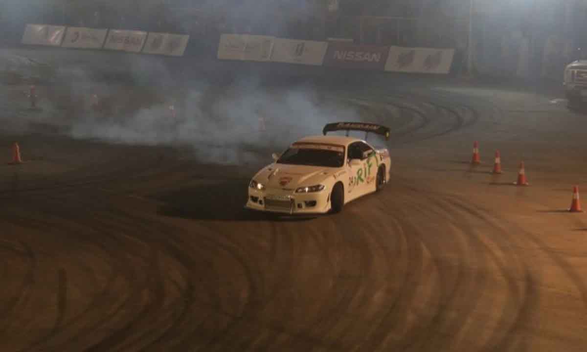 سباقات سيارات