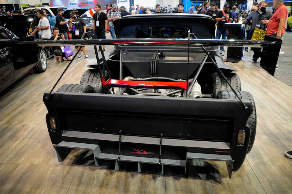 شاحنة معدلة