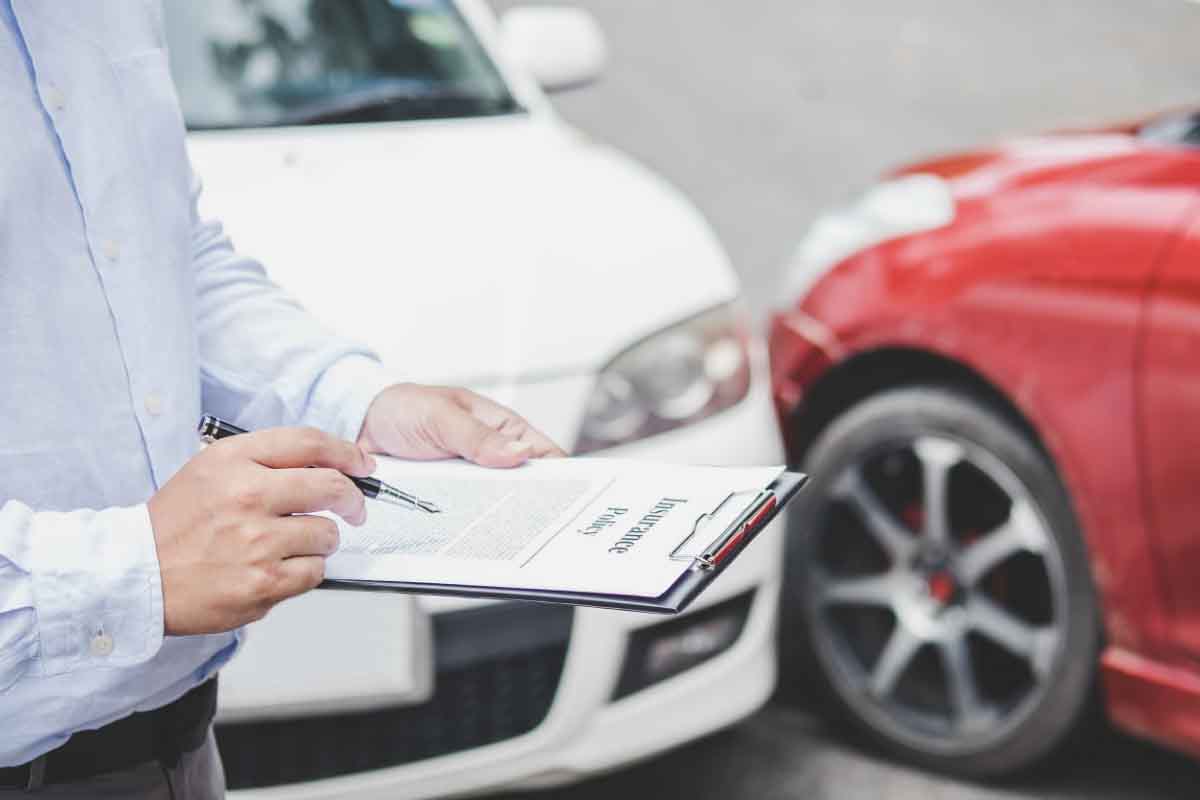 تأمين السيارات