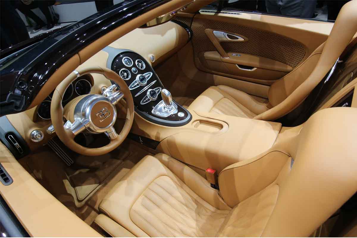 بوجاتي فايرون