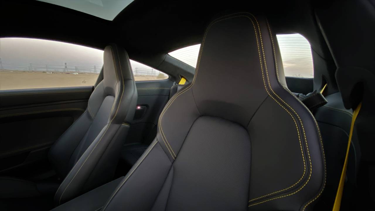 داخلية بوشه كاريرا 911 جي تي اس 2022