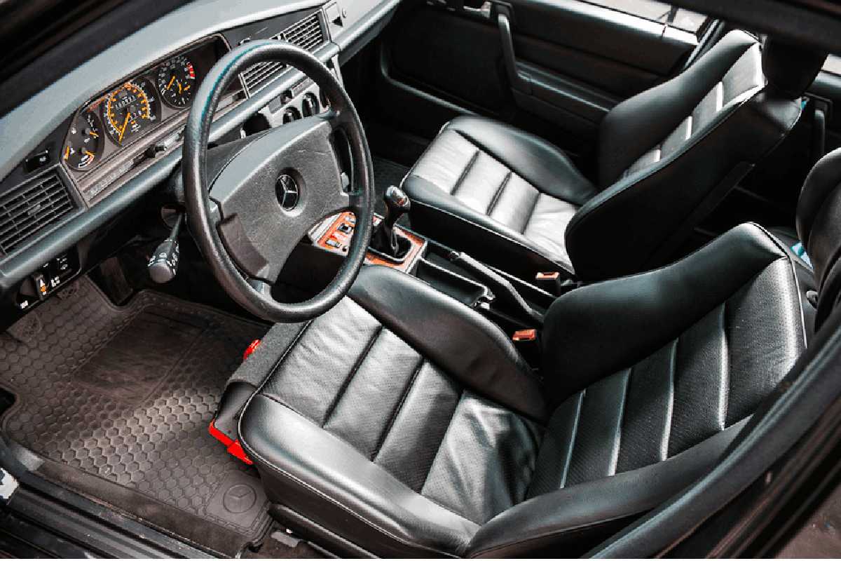 سيارات كلاسيكية