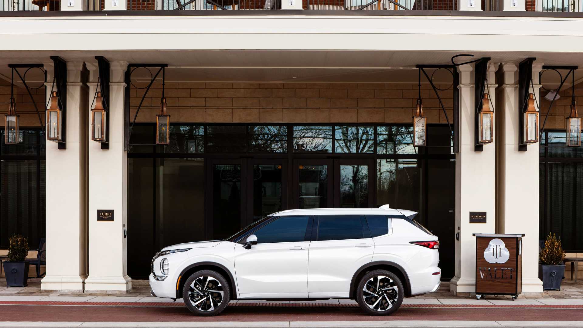 أوتلاندر 2022