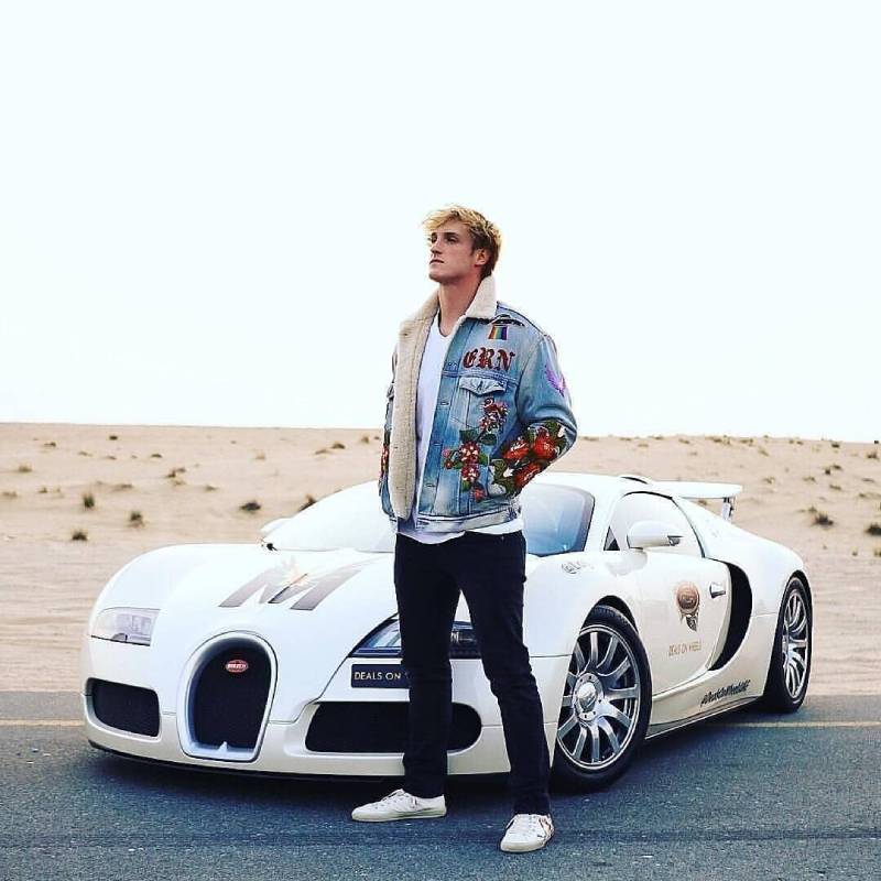 بوغاتي فيرون مافريك