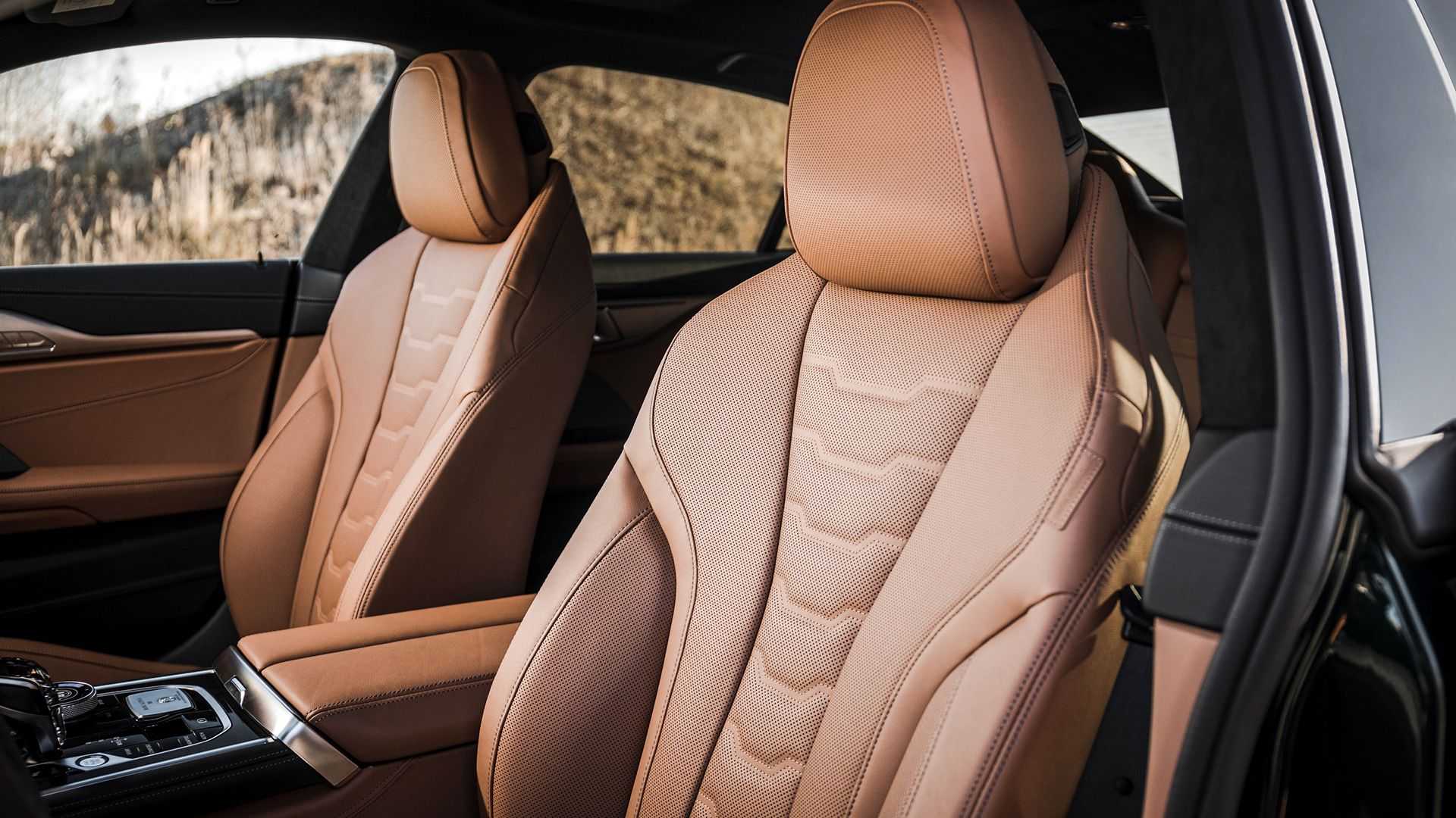 بي ام دبليو بي 8 البينا