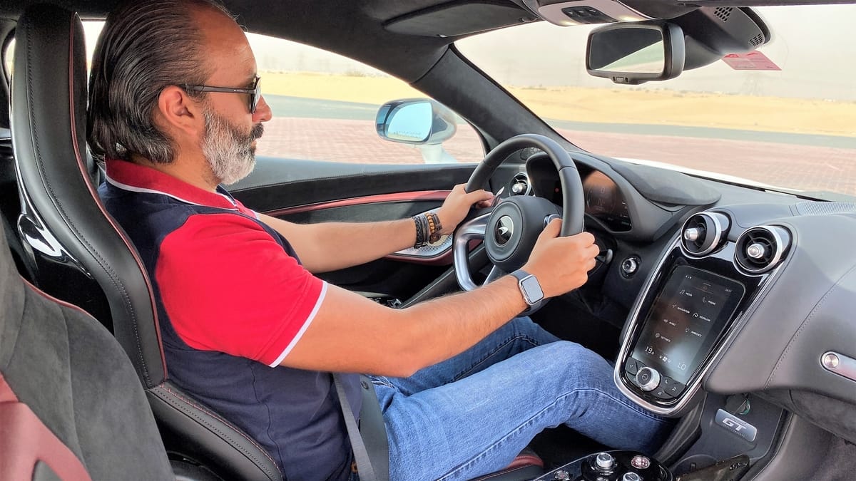 تجربة قيادة ماكلارين جي تي