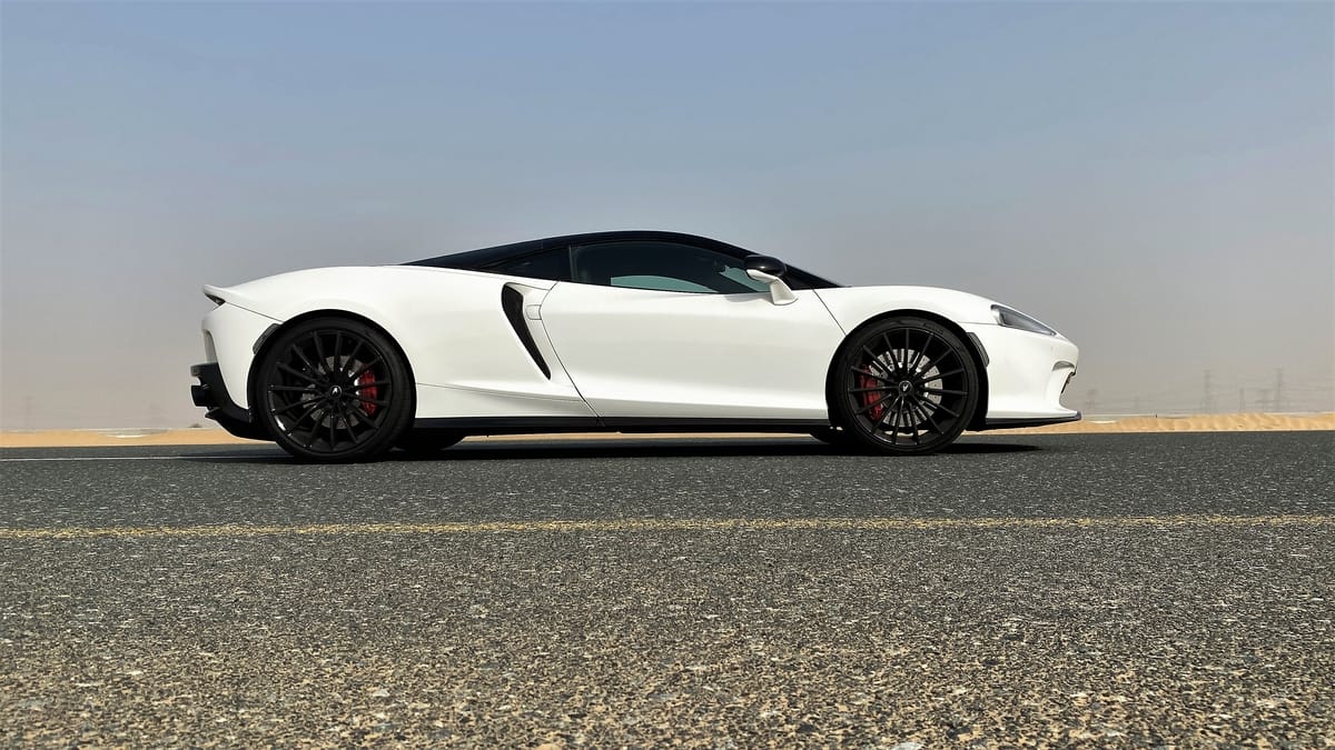 تجربة قيادة ماكلارين جي تي