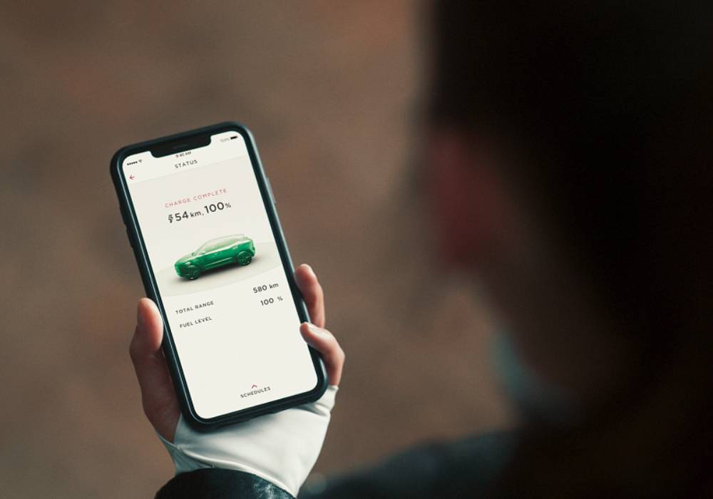 جاكوار تحتفي بشجاعة الإبداع في حملتها التسويقية الجديدة لسيارة E-PACE صورة 4