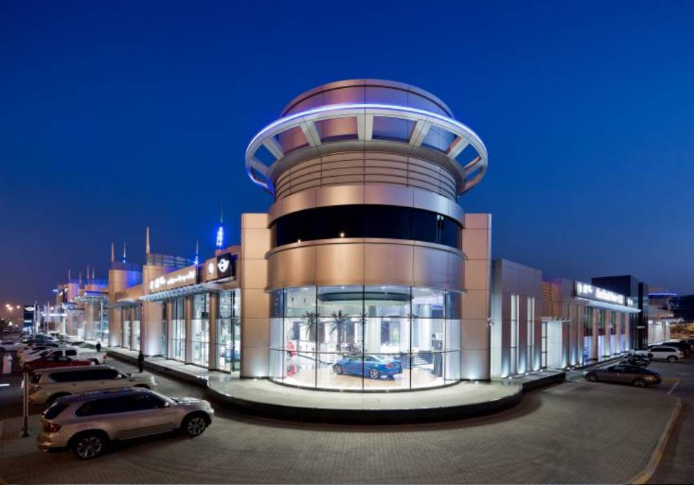 دمة تمويل اثناء شراء سيارة من بي ام دابليو صورة 2